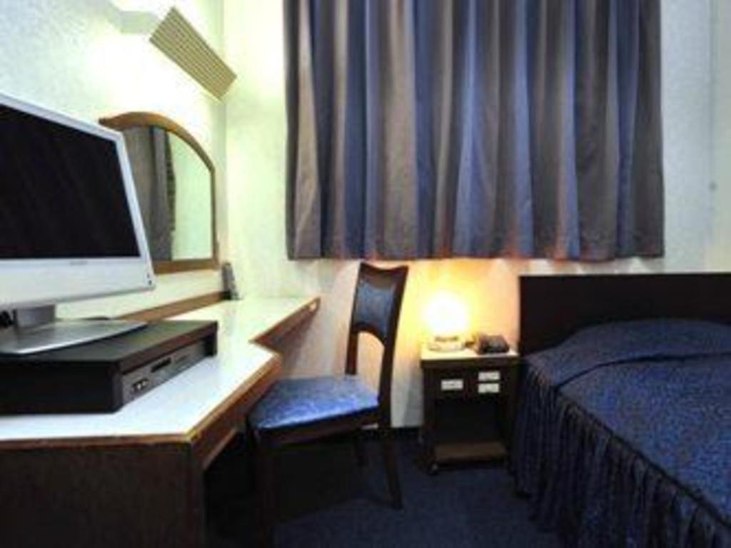Tokyo Business Hotel Экстерьер фото