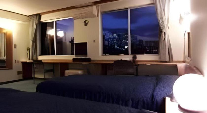 Tokyo Business Hotel Экстерьер фото