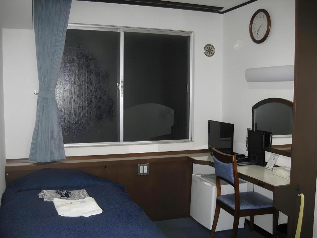 Tokyo Business Hotel Экстерьер фото
