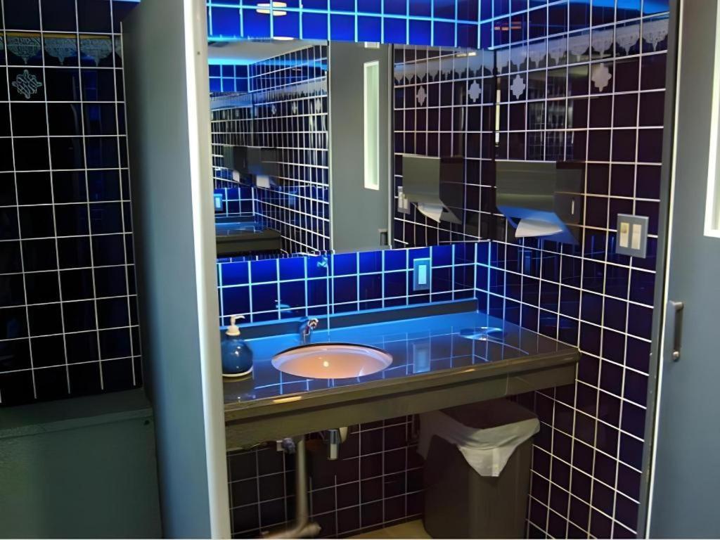 Tokyo Business Hotel Экстерьер фото