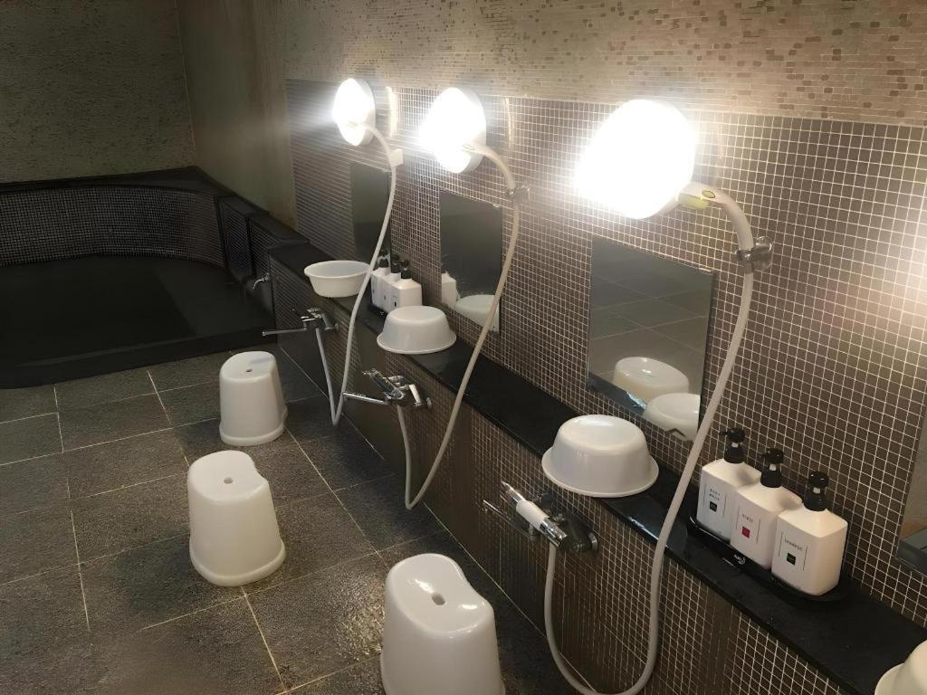 Tokyo Business Hotel Экстерьер фото